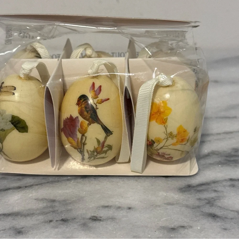 Pottery Barn  Decoupage Eggs Set - Cream new in package discontinued